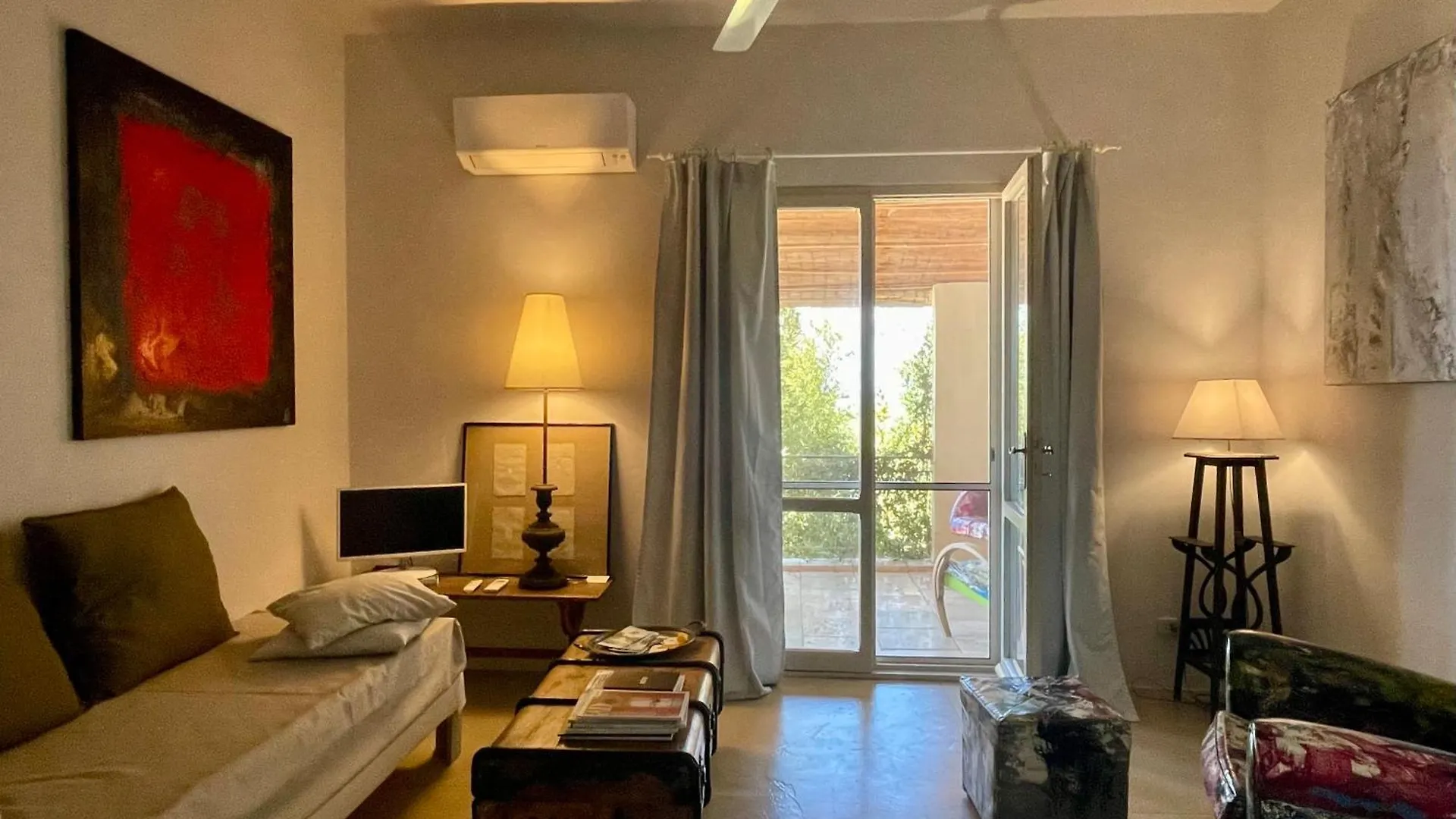 Holiday home Casa Atelier - Aria Condizionata, Terrazzo, Parcheggio, Bolgheri By Toscanatour